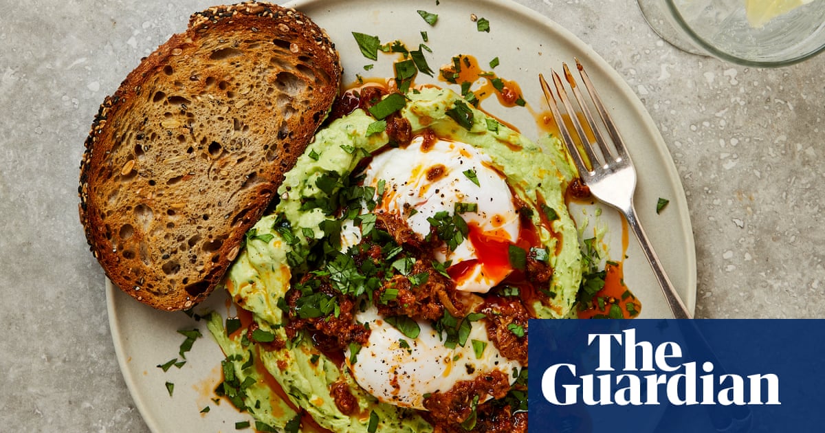 Ask Ottolenghi: what’s the secret to a perfect poached egg? | Ask Ottolenghi