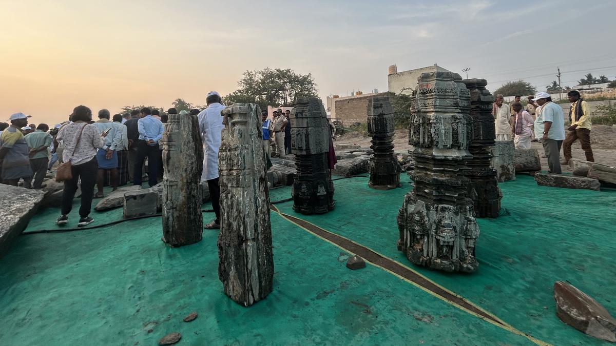 Lakkundi unites to unearth its 10th century treasures