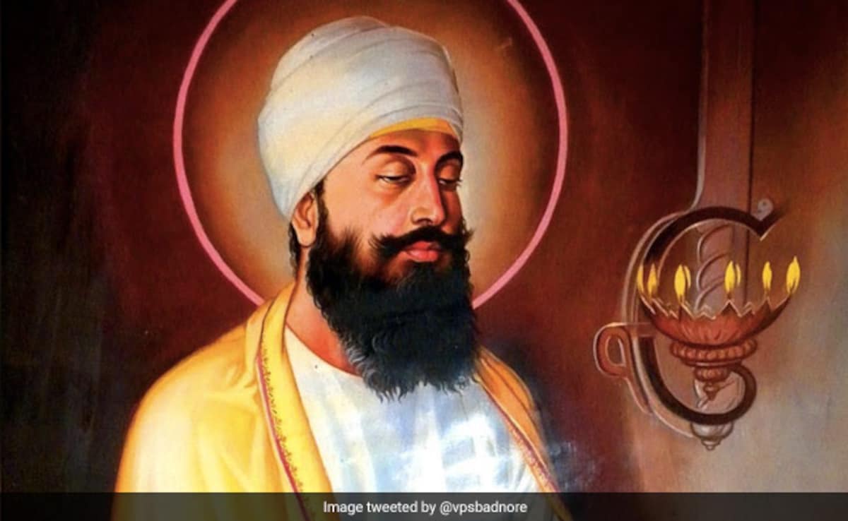 Public Holiday In Delhi On Tuesday To Mark Guru Tegh Bahadur’s Shaheedi Purab