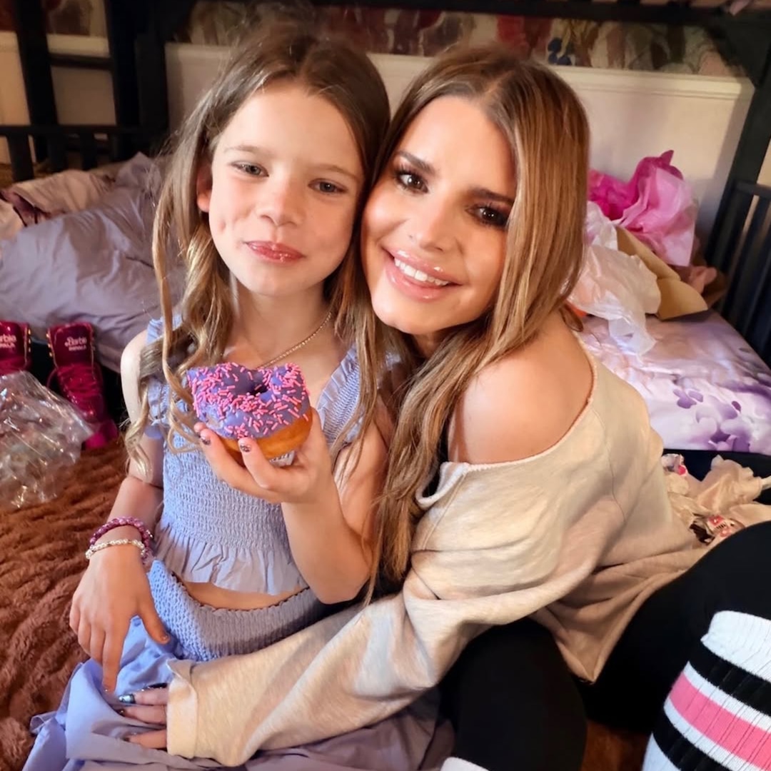 Jessica Simpson Proves Daughter Birdie, 7, Is Her “Spunky” Twin