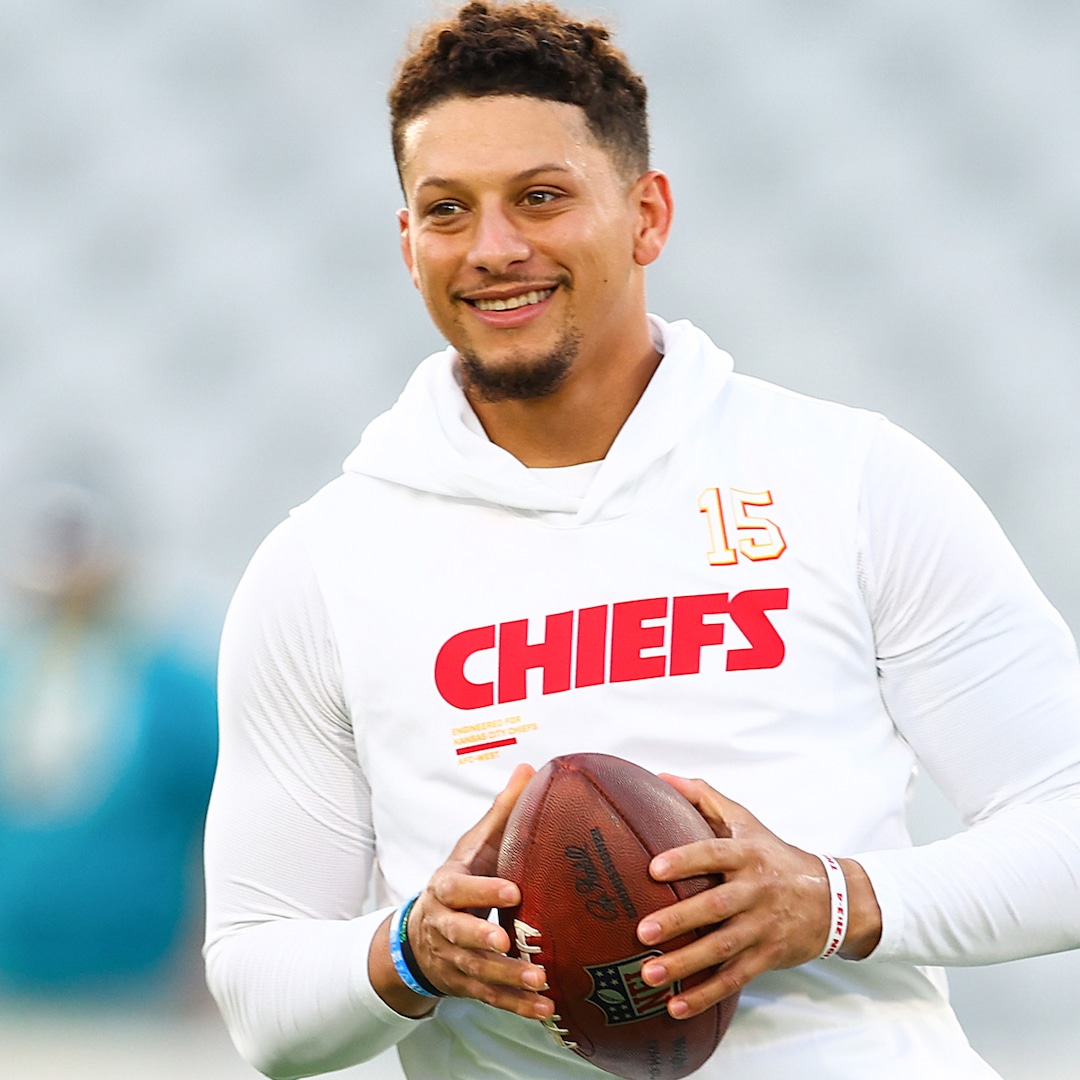 Patrick Mahomes Signs $504 Million Contract—Biggest in NFL’s History