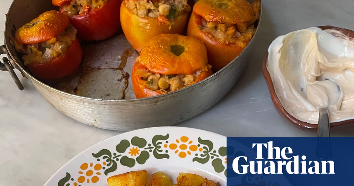 Rachel Roddy’s recipe for tomatoes stuffed with breadcrumbs, chickpeas and herbs | A kitchen in Rome