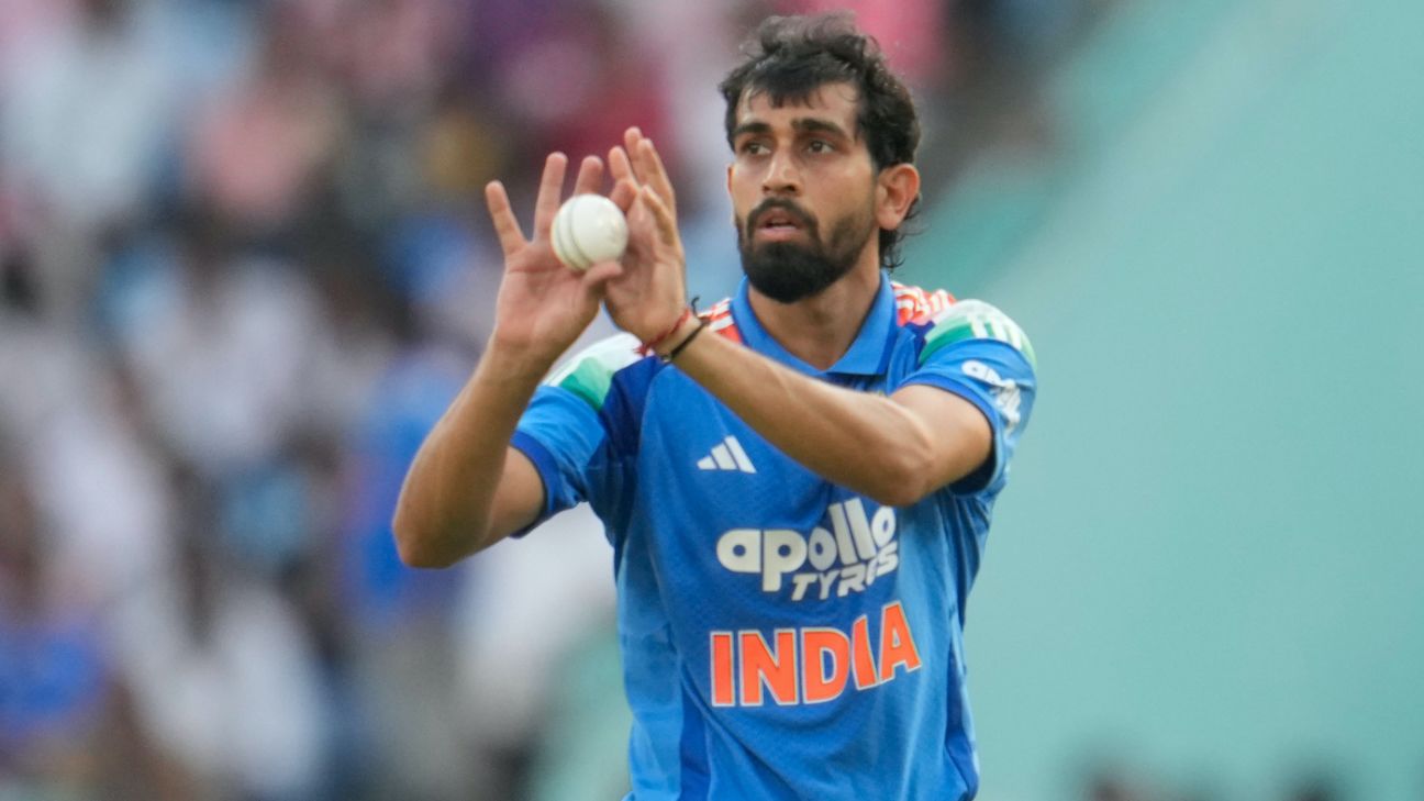 West Indies bowl; India bring in Reddy and Prince