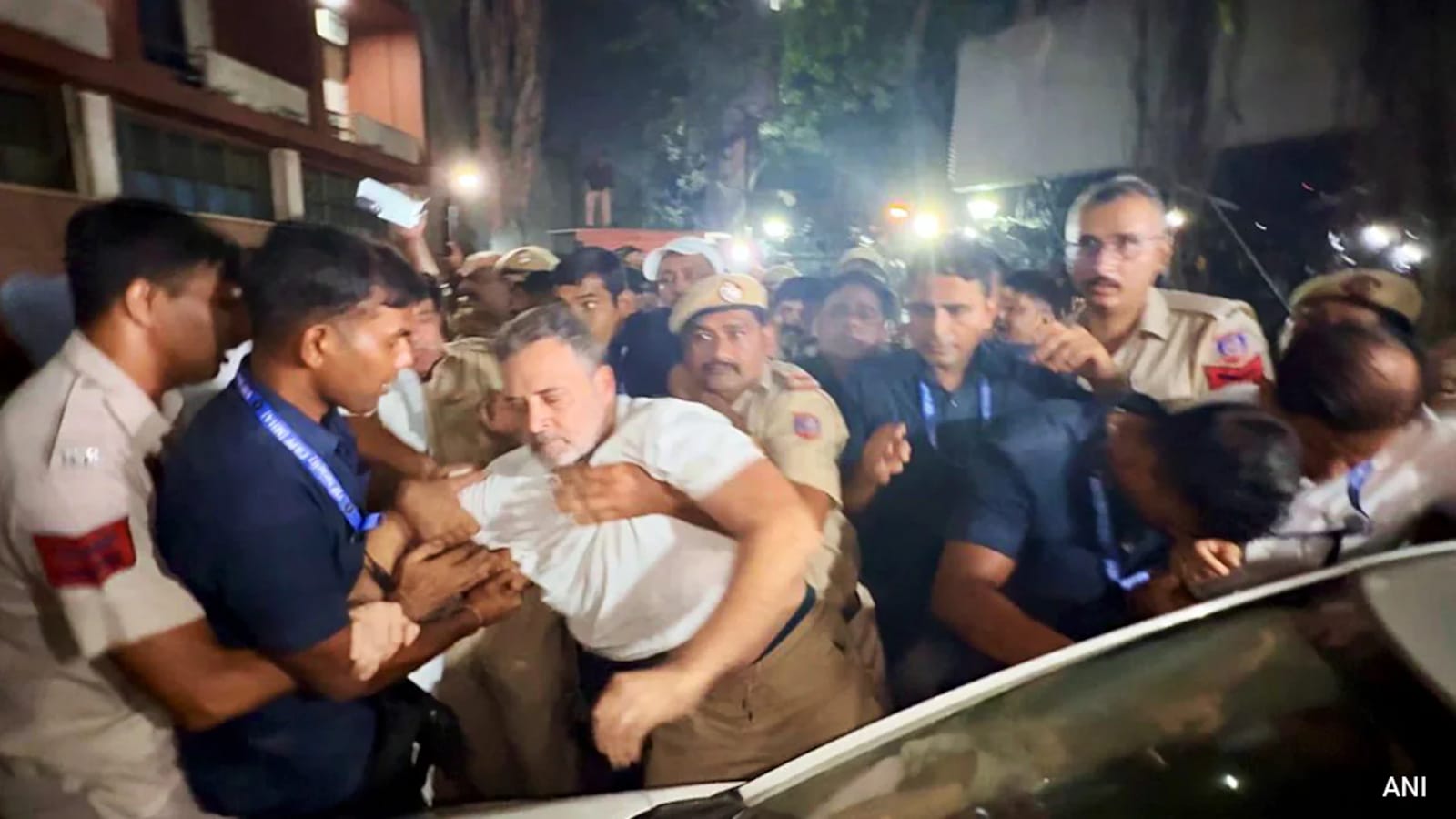 What Happened Near Poll Body Office? Inside Story Of Opposition March
