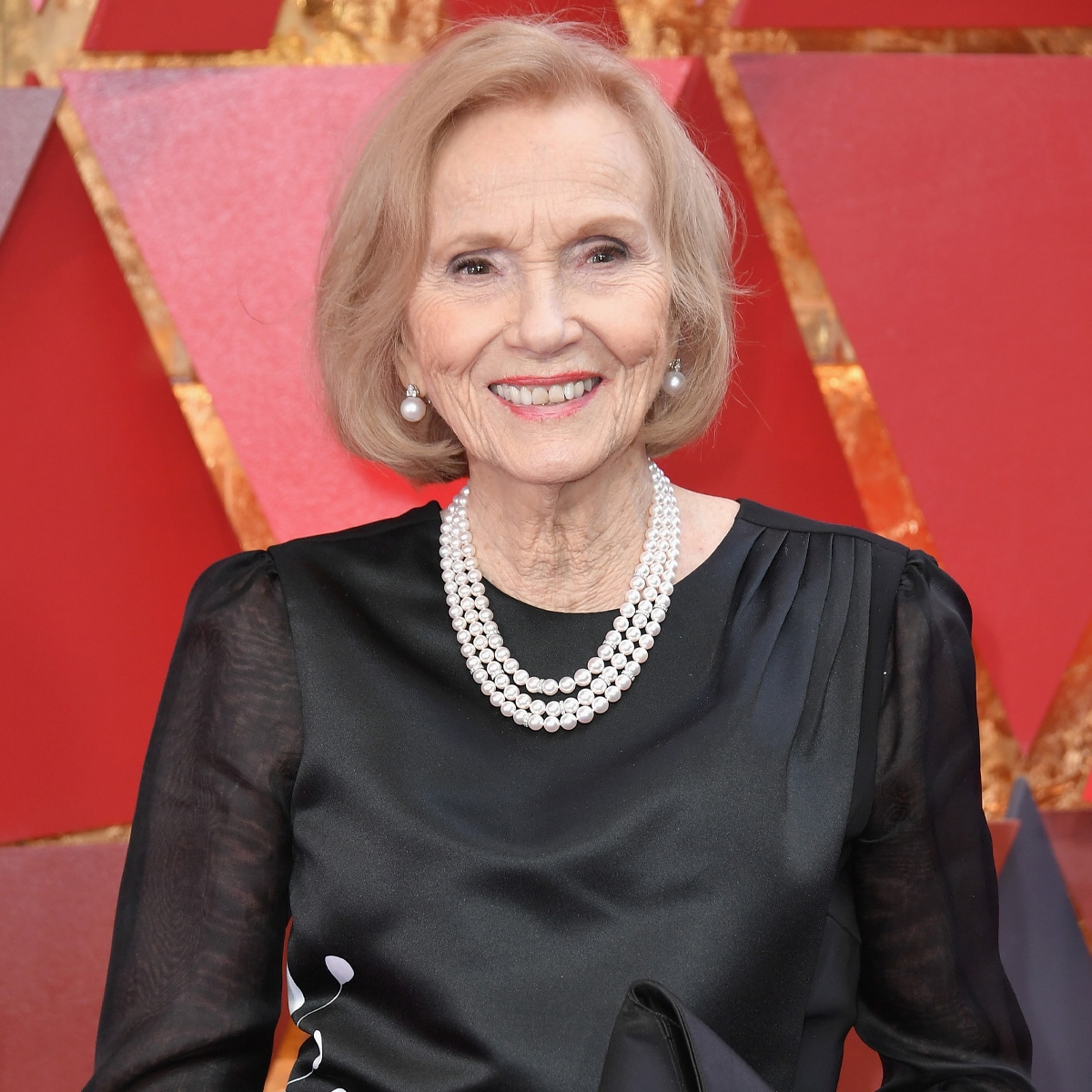 Eva Marie Saint, Oscar-Winning Star of On the Waterfront, Dead at 102